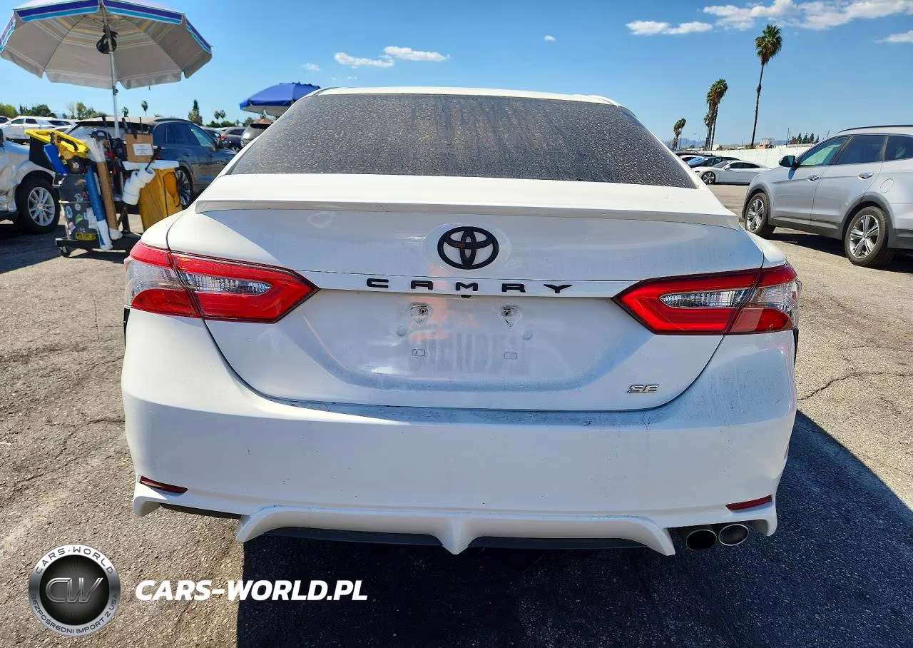 2018 Toyota Camry Se VIN:JTNB11HK5J3073586 - 6