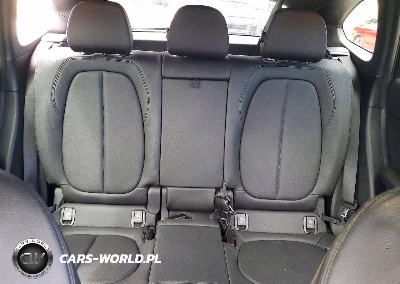2019 BMW X1 Sdrive28I VIN:WBXHU7C56K5N49783 - 10