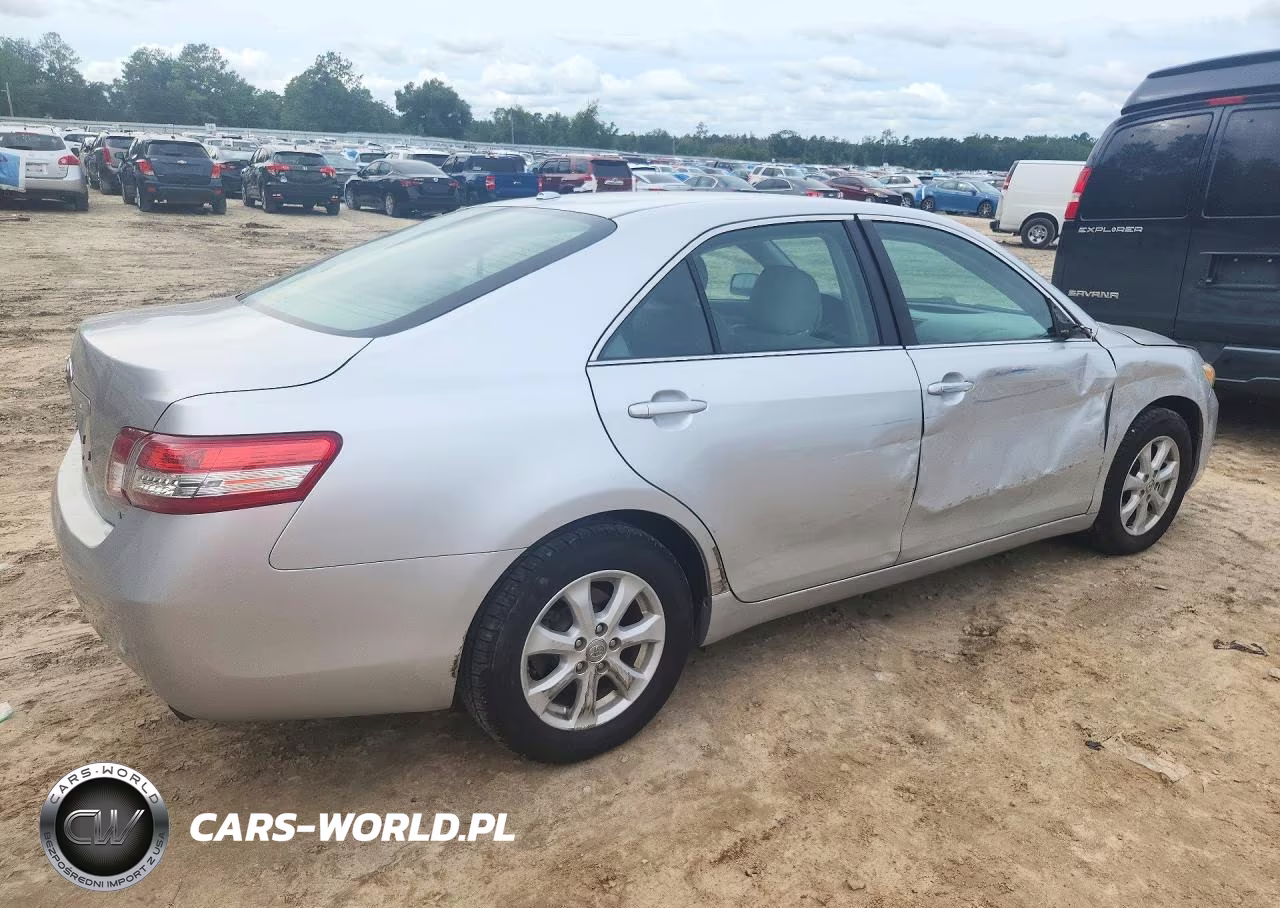 2011 Toyota Camry Le VIN:4T1BF3EK0BU141886 - 3