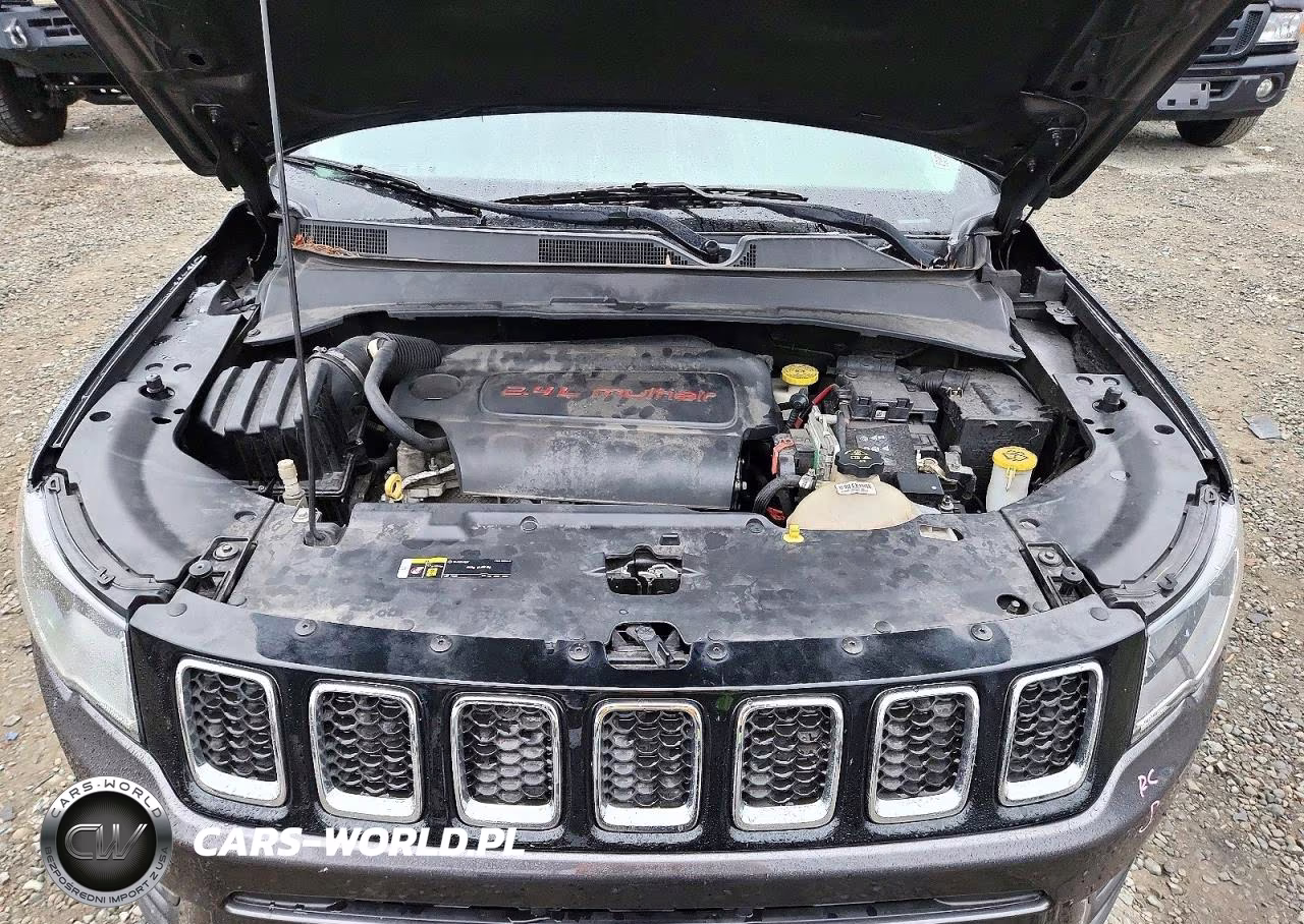 2018 Jeep Compass Latitude VIN:3C4NJDBB7JT270548 - 12
