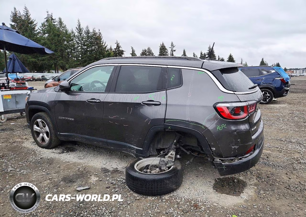 2018 Jeep Compass Latitude VIN:3C4NJDBB7JT270548 - 2