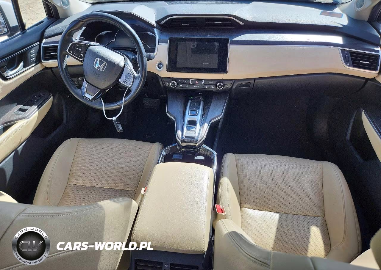 2018 Honda Clarity Touring VIN:JHMZC5F39JC009386 - 8
