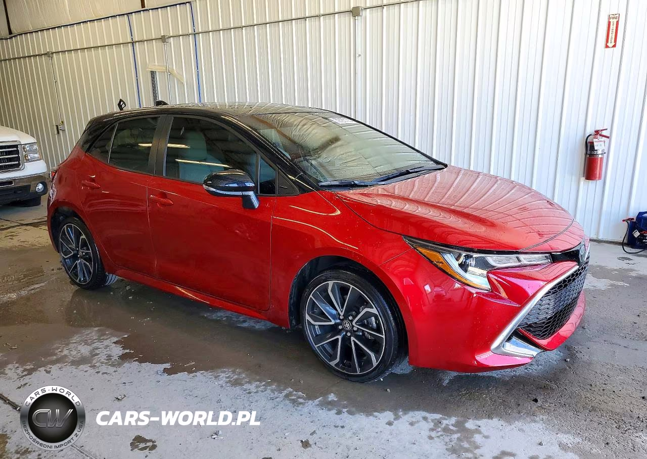 2022 Toyota Corolla Xse VIN:JTNA4MBE4N3173742 - 4