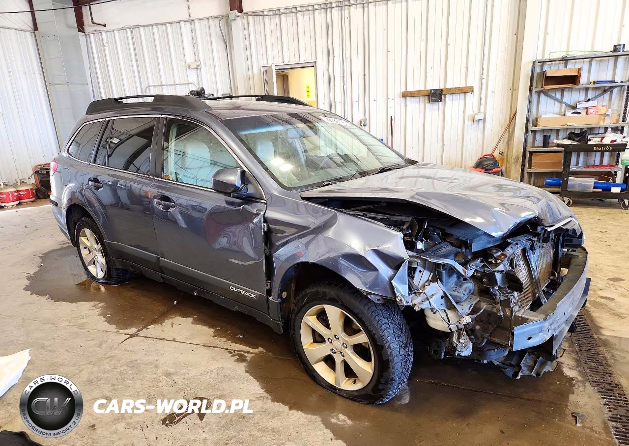 2013 Subaru Outback 3.6R Limited VIN:4S4BRDLC9D2241024 - 4