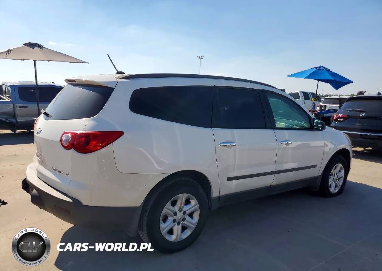 2011 Chevrolet Traverse Ls VIN:1GNKREED8BJ349760 - 3