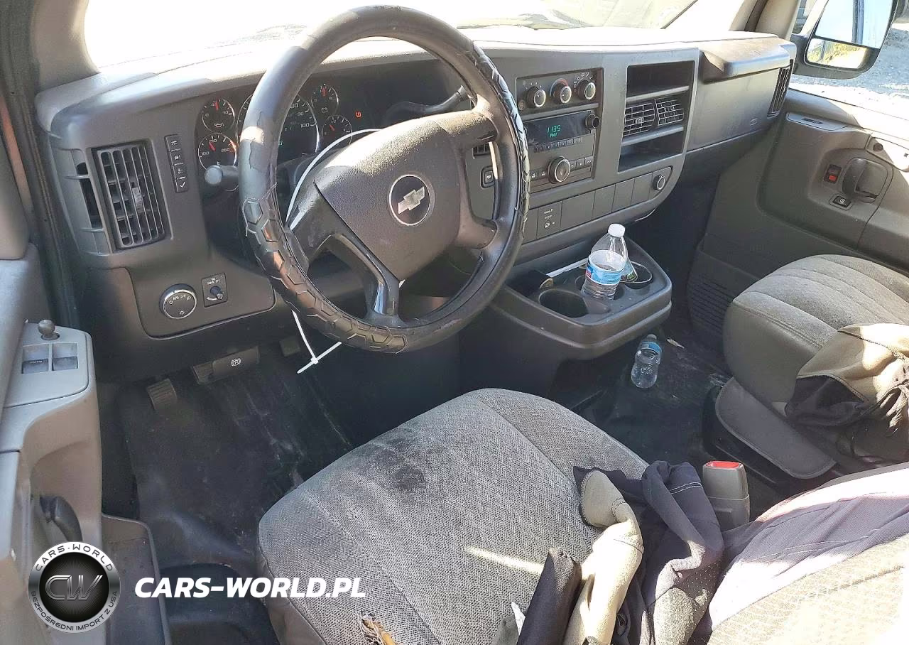 2008 Chevrolet Express 2500 Delivery Van VIN:1GCGG25C581145484 - 8