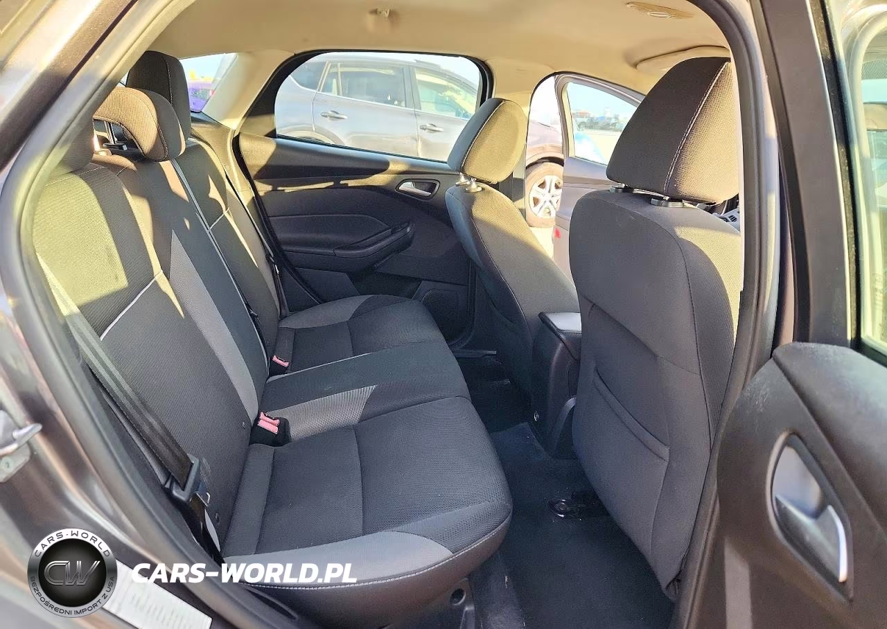 2014 Ford Focus Se VIN:1FADP3K25EL284105 - 11