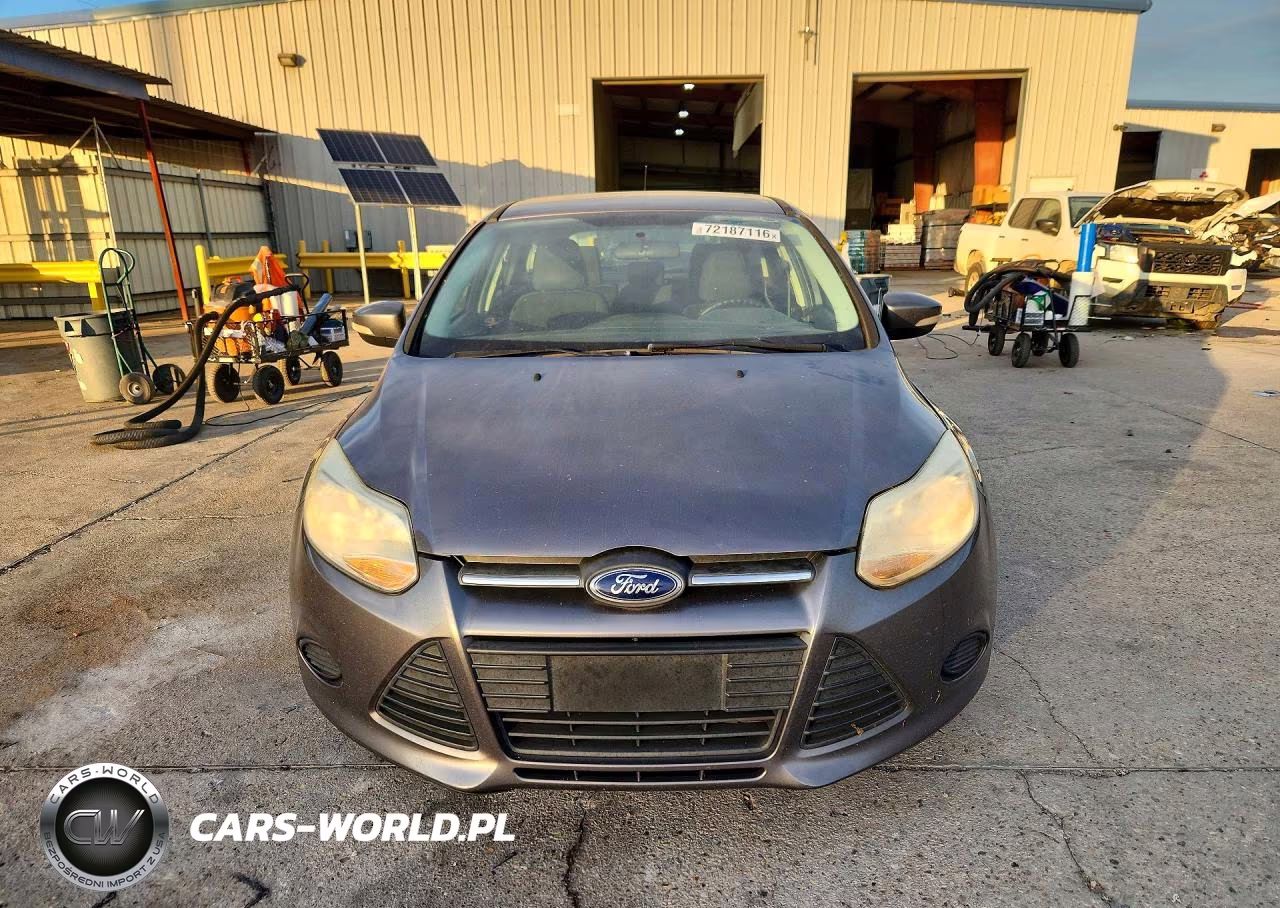 2014 Ford Focus Se VIN:1FADP3K25EL284105 - 5