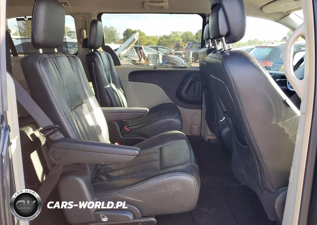 2012 Chrysler Town & Country Touring L VIN:2C4RC1CG2CR297604 - 11