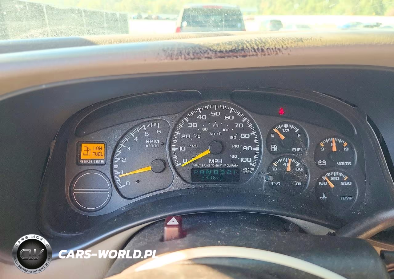 2001 Chevrolet Suburban C1500 VIN:3GNEC16T51G229301 - 9