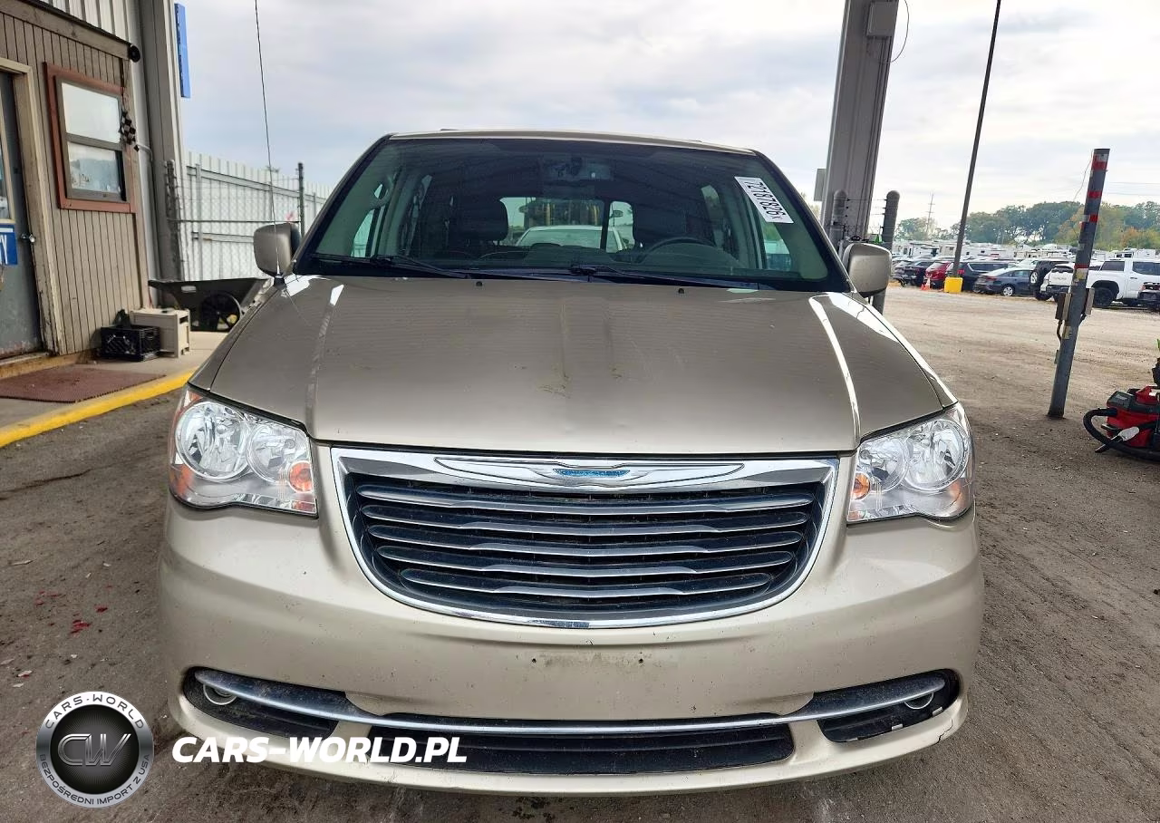 2016 Chrysler Town & Country Touring VIN:2C4RC1BGXGR104347 - 5
