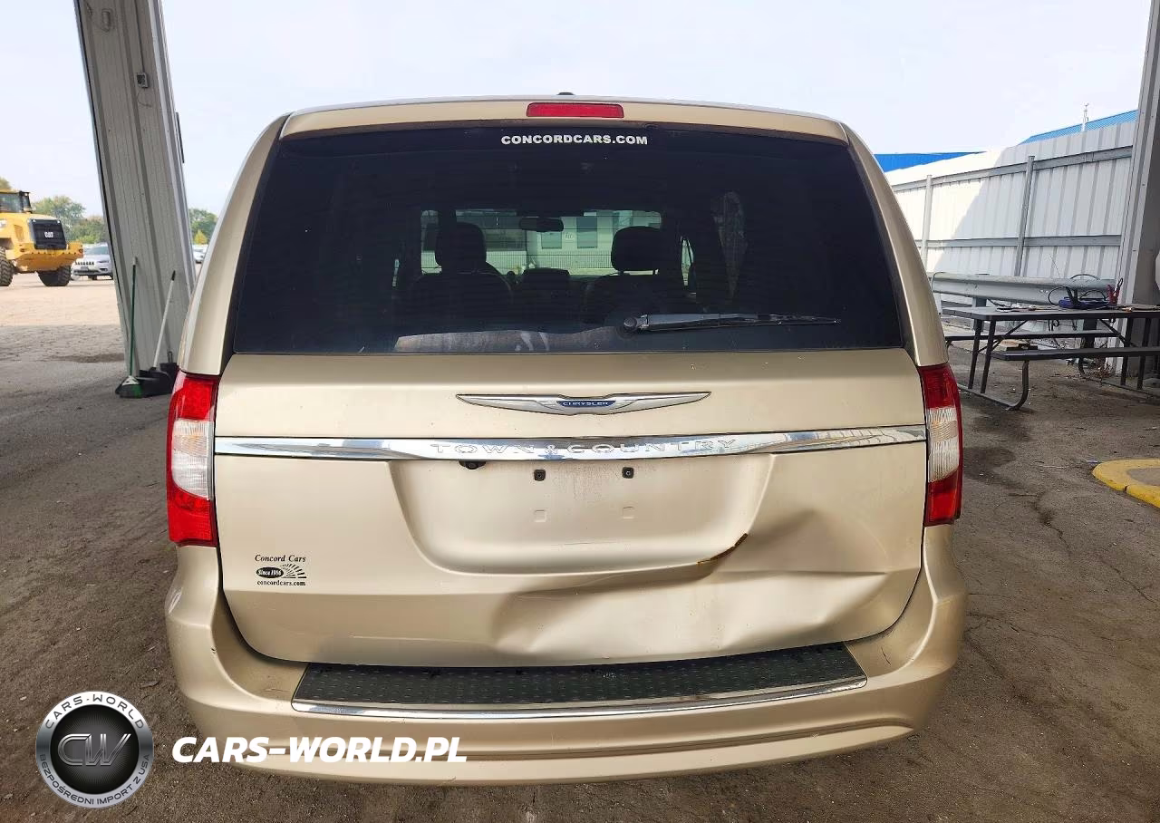 2016 Chrysler Town & Country Touring VIN:2C4RC1BGXGR104347 - 6