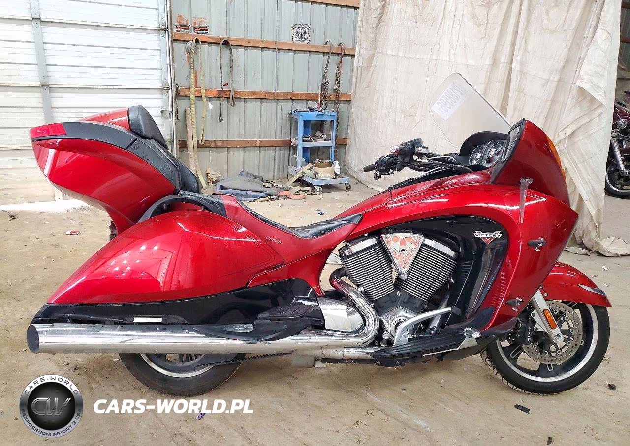 2015 Victory Motorcycles Vision Tour – zdjęcie 1 z 9