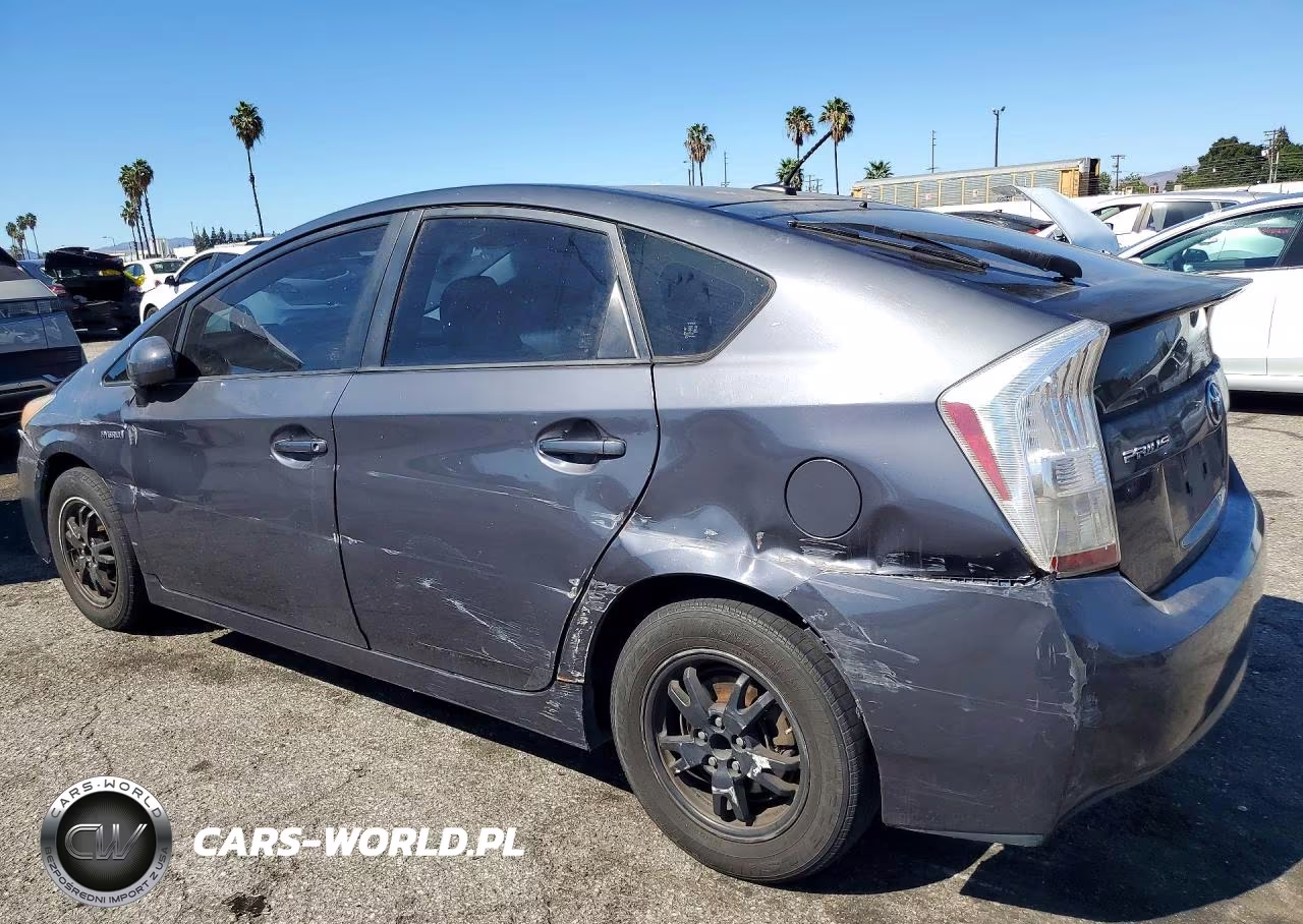 2011 Toyota Prius Two VIN:JTDKN3DU5B1370043 - 2