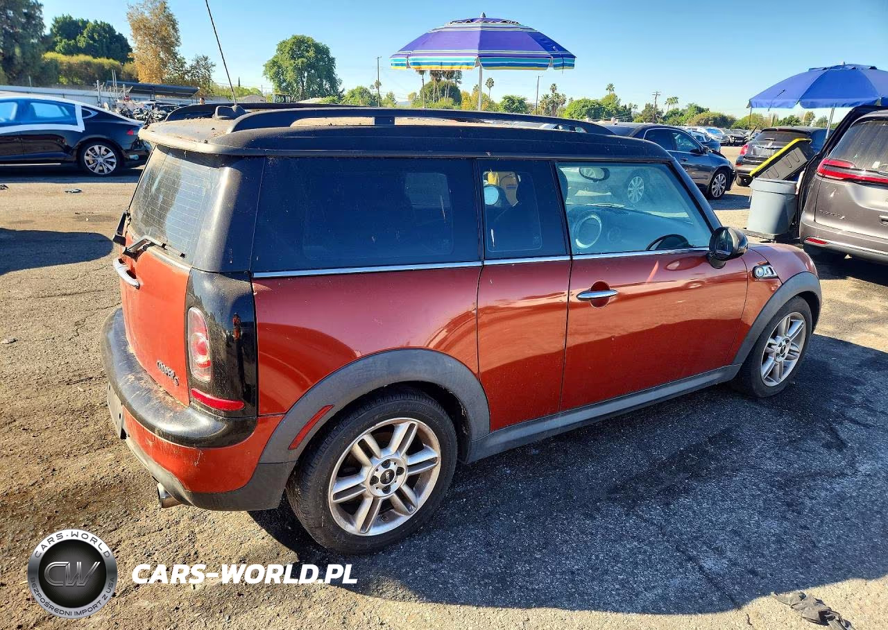 MINI COOPER S C VIN:WMWZG3C54DT576686 - 3