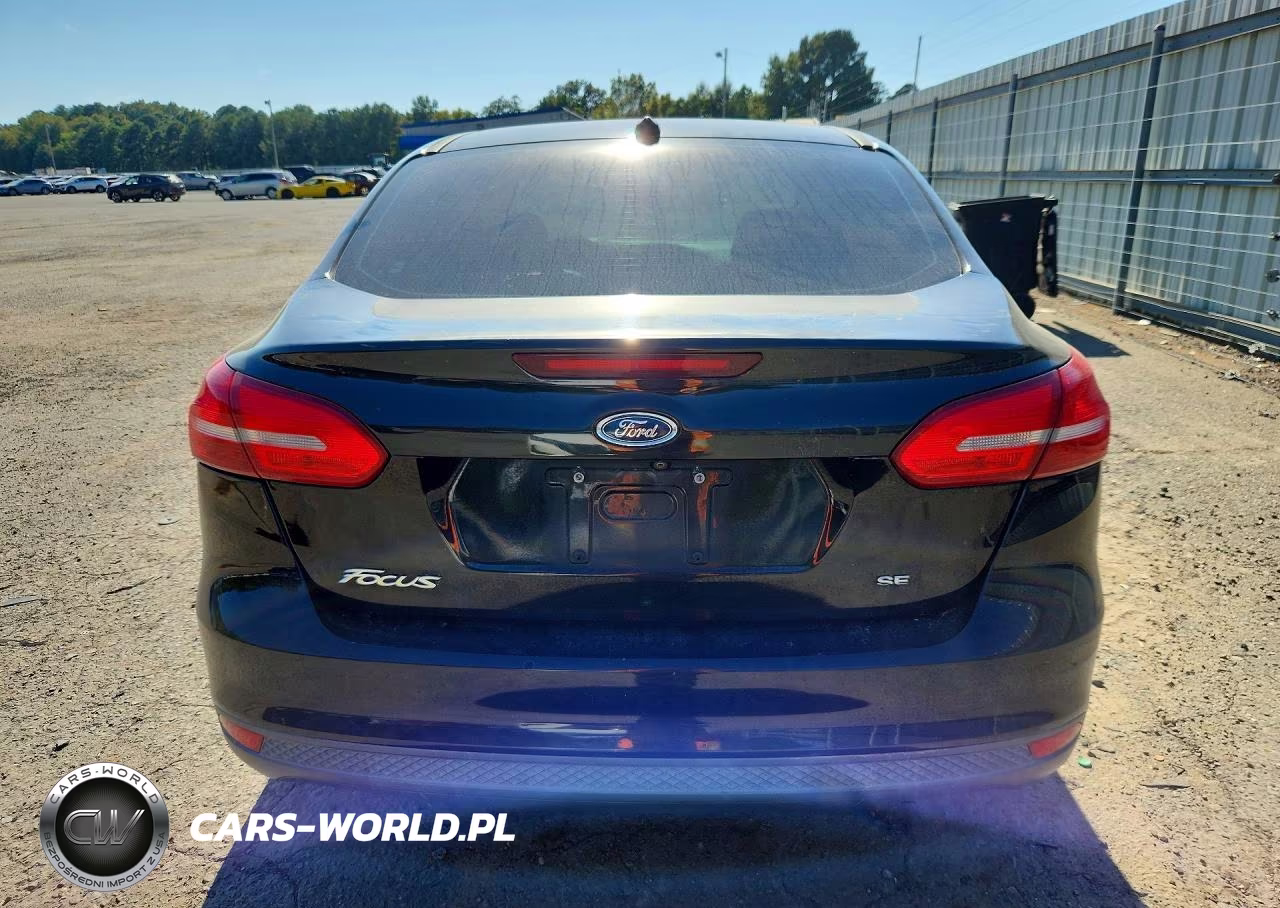 2015 Ford Focus Se VIN:1FADP3F28FL262191 - 6