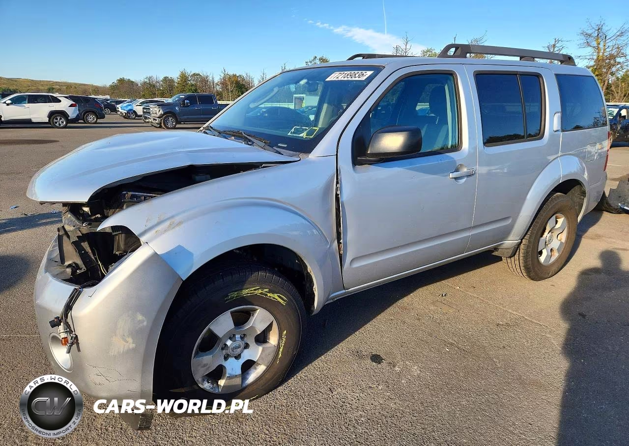 2011 Nissan Pathfinder S