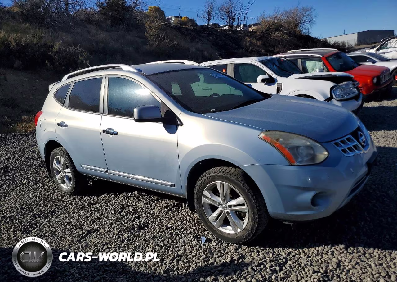 2013 Nissan Rogue S VIN:JN8AS5MV1DW114100 - 4