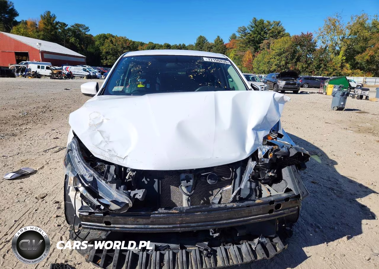 2017 Nissan Sentra S VIN:3N1AB7AP2HY352424 - 5