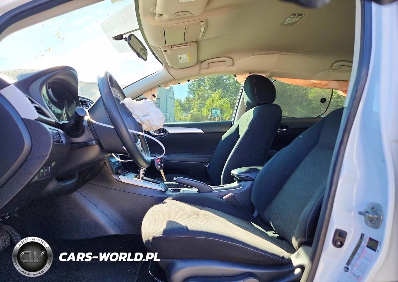 2017 Nissan Sentra S VIN:3N1AB7AP2HY352424 - 7
