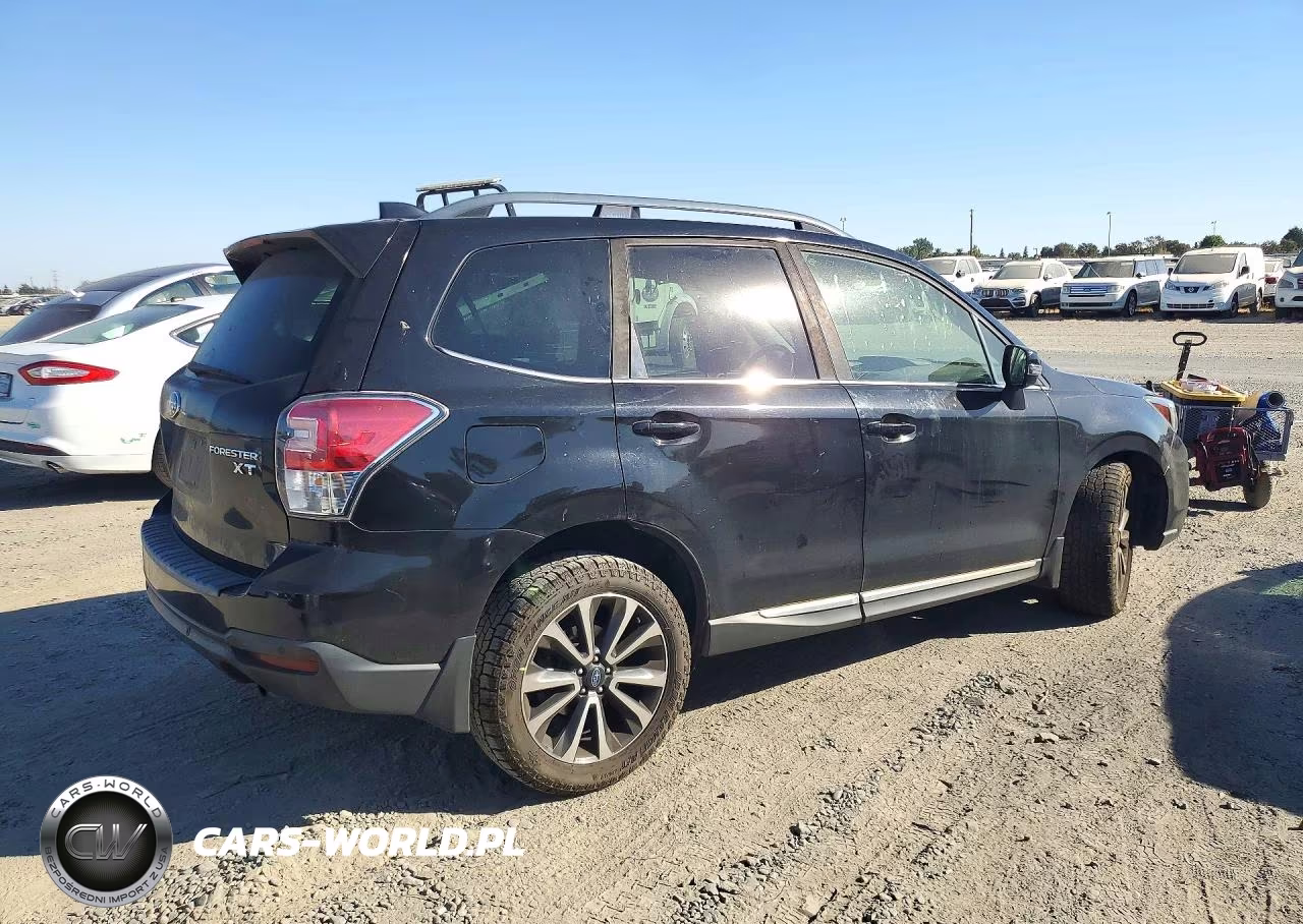 2018 Subaru Forester 2.0Xt Touring VIN:JF2SJGWC9JH502123 - 3