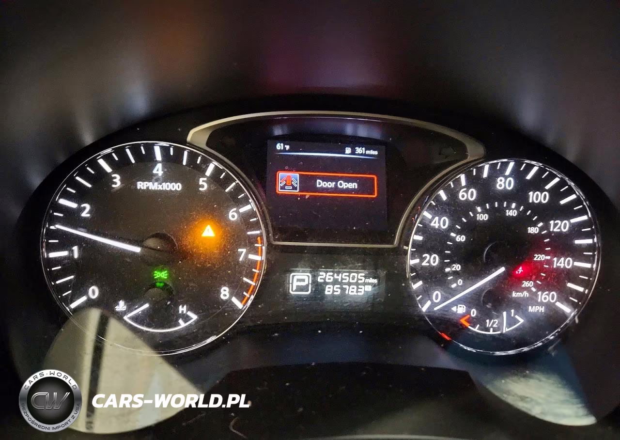 2015 Nissan Altima 2.5 S VIN:1N4AL3AP8FN885610 - 9