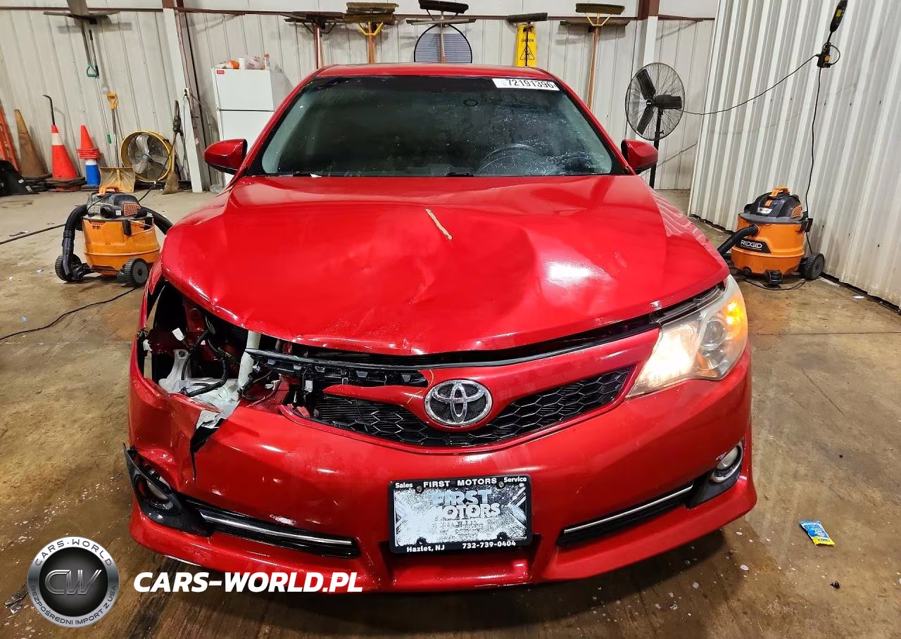 2014 Toyota Camry Se Sport VIN:4T1BF1FK3EU727635 - 5