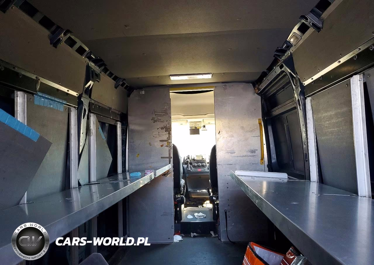 2020 Ram Promaster 3500 Delivery Van VIN:3C6URVJG2LE129344 - 10
