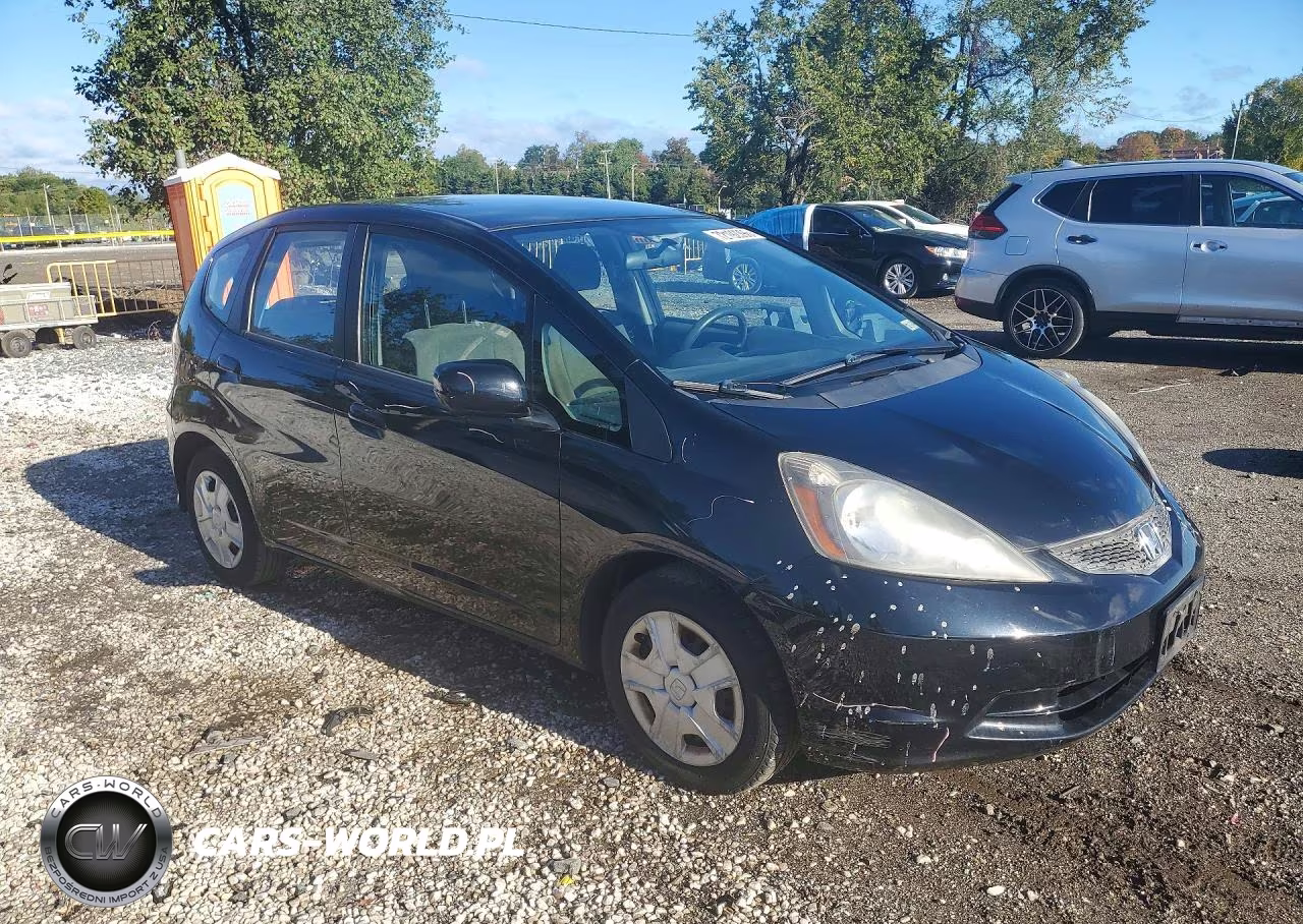2012 Honda Fit VIN:JHMGE8H30CS008149 - 4