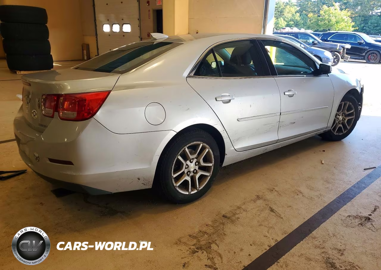 2015 Chevrolet Malibu 1Lt VIN:1G11C5SLXFF209518 - 3