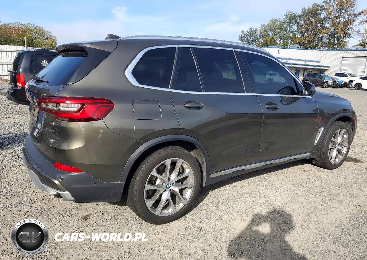 2020 BMW X5 xDrive40I VIN:5UXCR6C07LLL82370 - 3