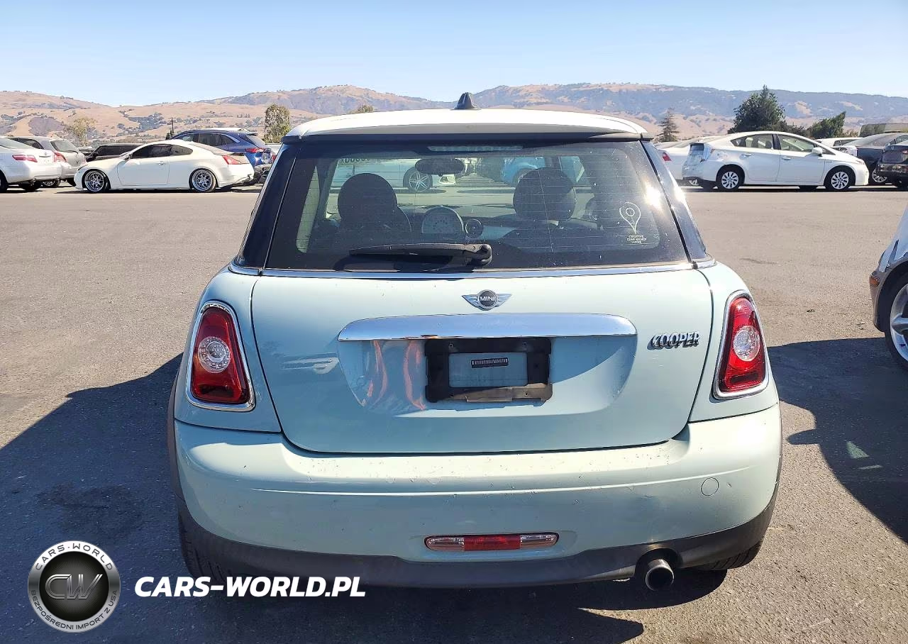 2013 Mini Cooper VIN:WMWSU3C54DT687684 - 6