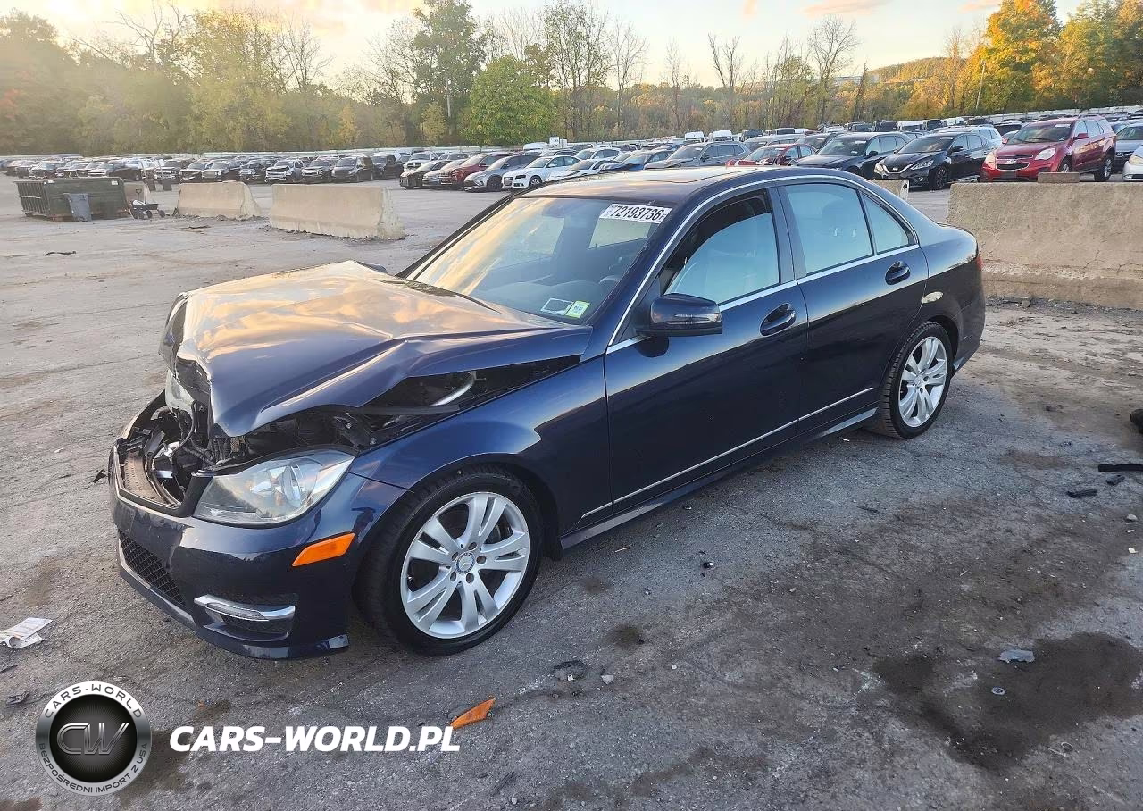 2012 Mercedes-Benz C 300 4Matic VIN:WDDGF8BB7CR197846 - 1