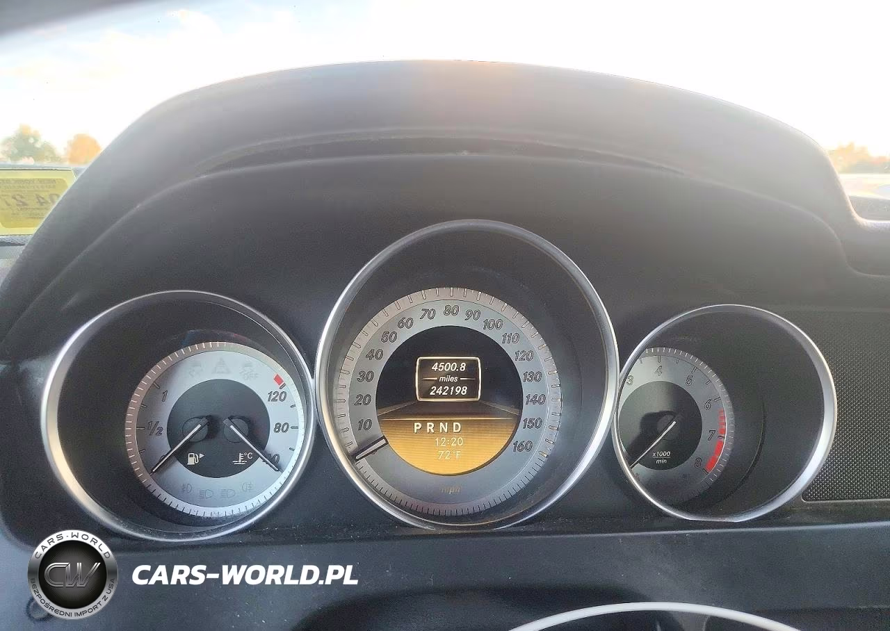 2012 Mercedes-Benz C 300 4Matic VIN:WDDGF8BB7CR197846 - 9