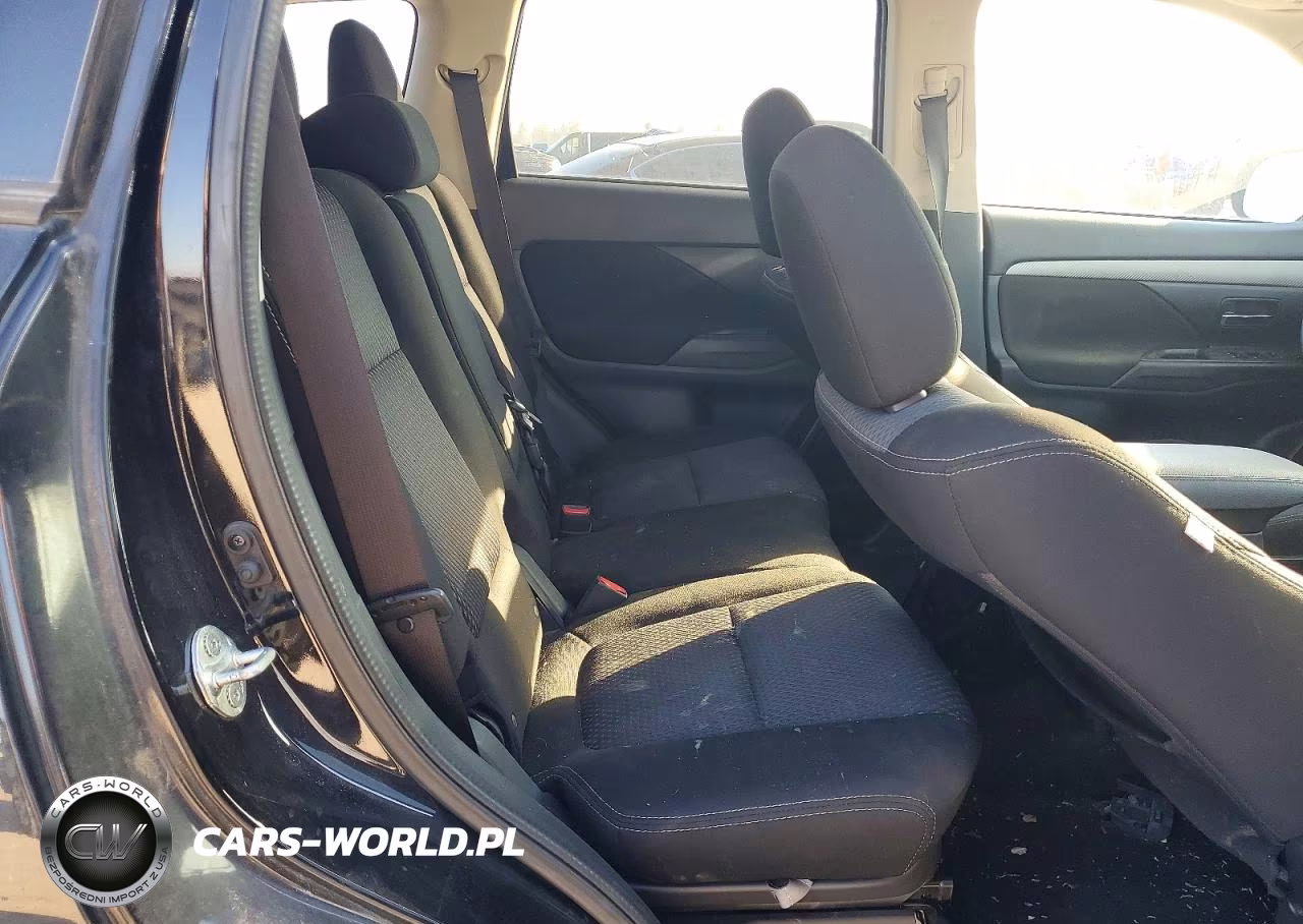 2018 Mitsubishi Outlander Es VIN:JA4AD2A34JZ041140 - 11