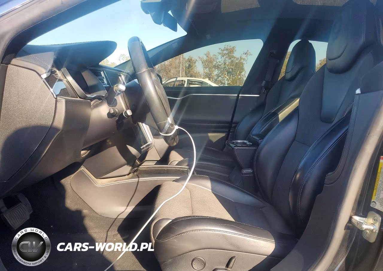2017 Tesla Model S VIN:5YJSA1E11HF231127 - 7