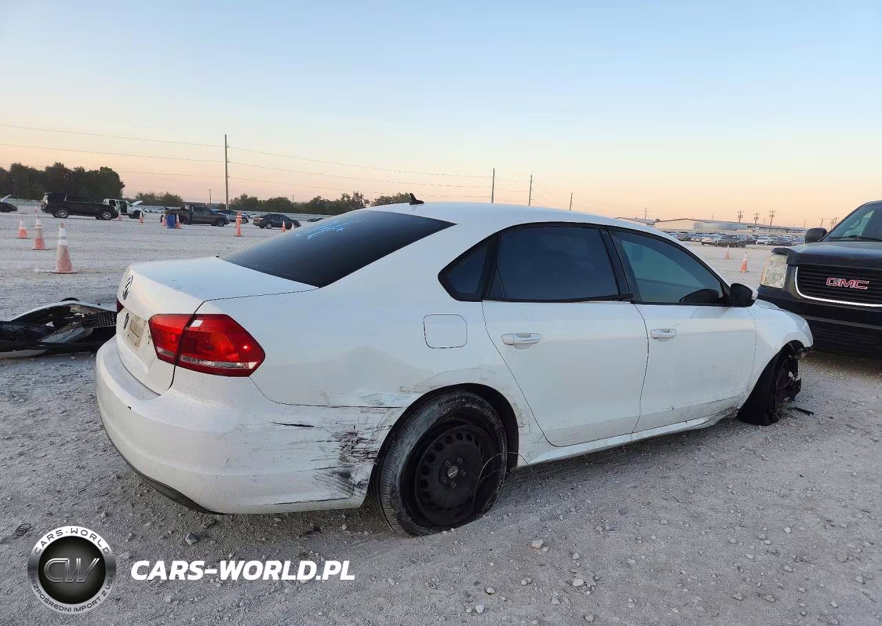 2013 Volkswagen Passat S VIN:1VWAP7A39DC074410 - 3