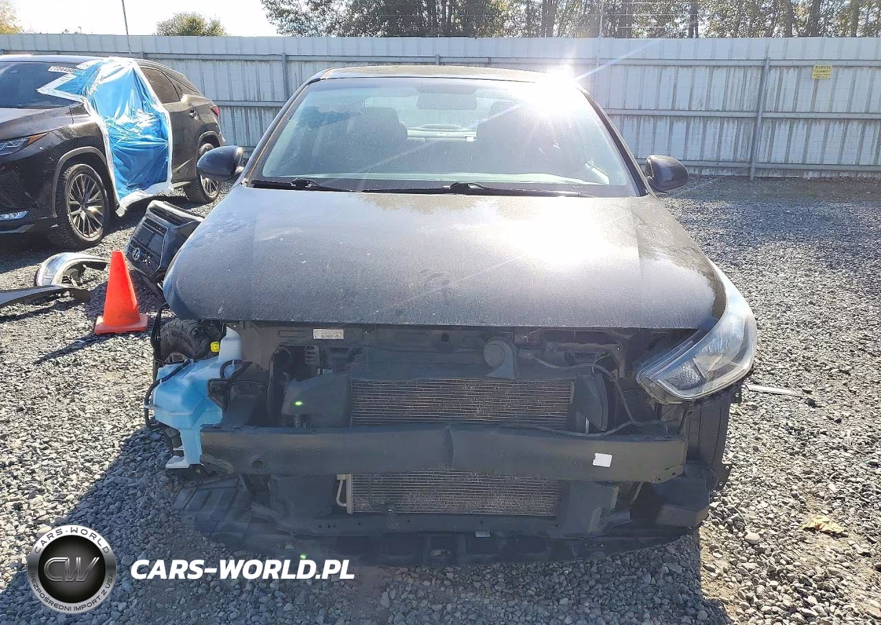 2018 Hyundai Accent Se VIN:3KPC24A37JE012582 - 5