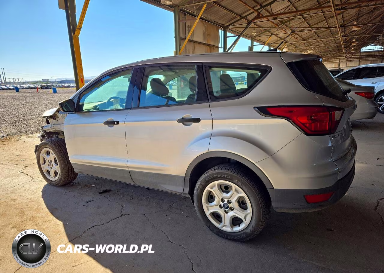 2019 Ford Escape S VIN:1FMCU0F77KUA55025 - 2