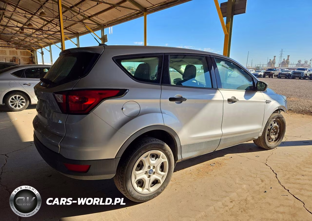 2019 Ford Escape S VIN:1FMCU0F77KUA55025 - 3