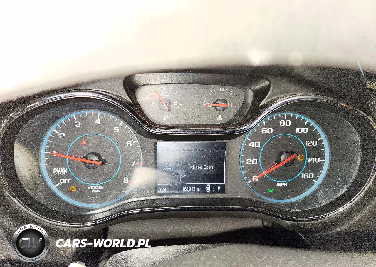 2016 Chevrolet Cruze Ls VIN:1G1BC5SM7G7236068 - 9