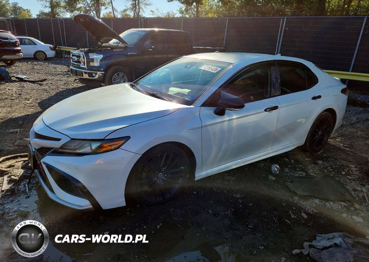 2022 Toyota Camry Xse – zdjęcie 1 z 12