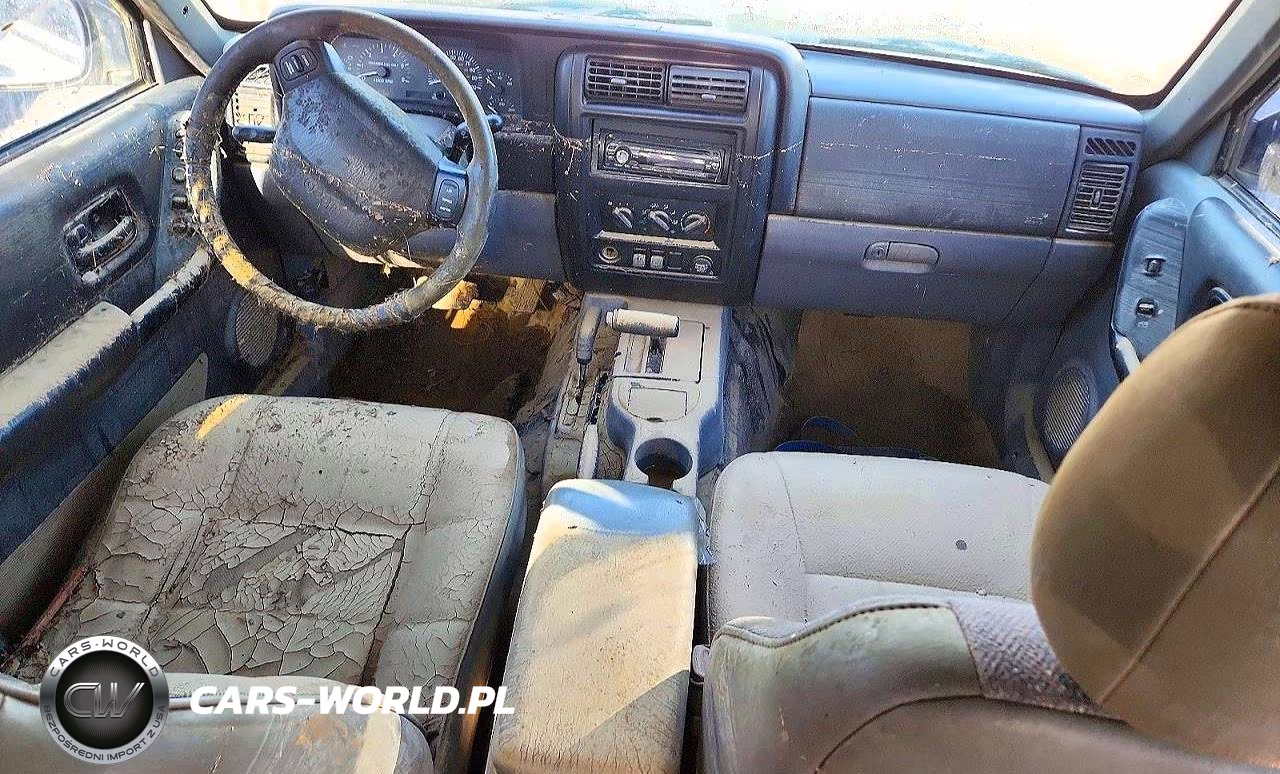 1998 Jeep Cherokee Sport VIN:1J4FJ68S3WL121347 - 8