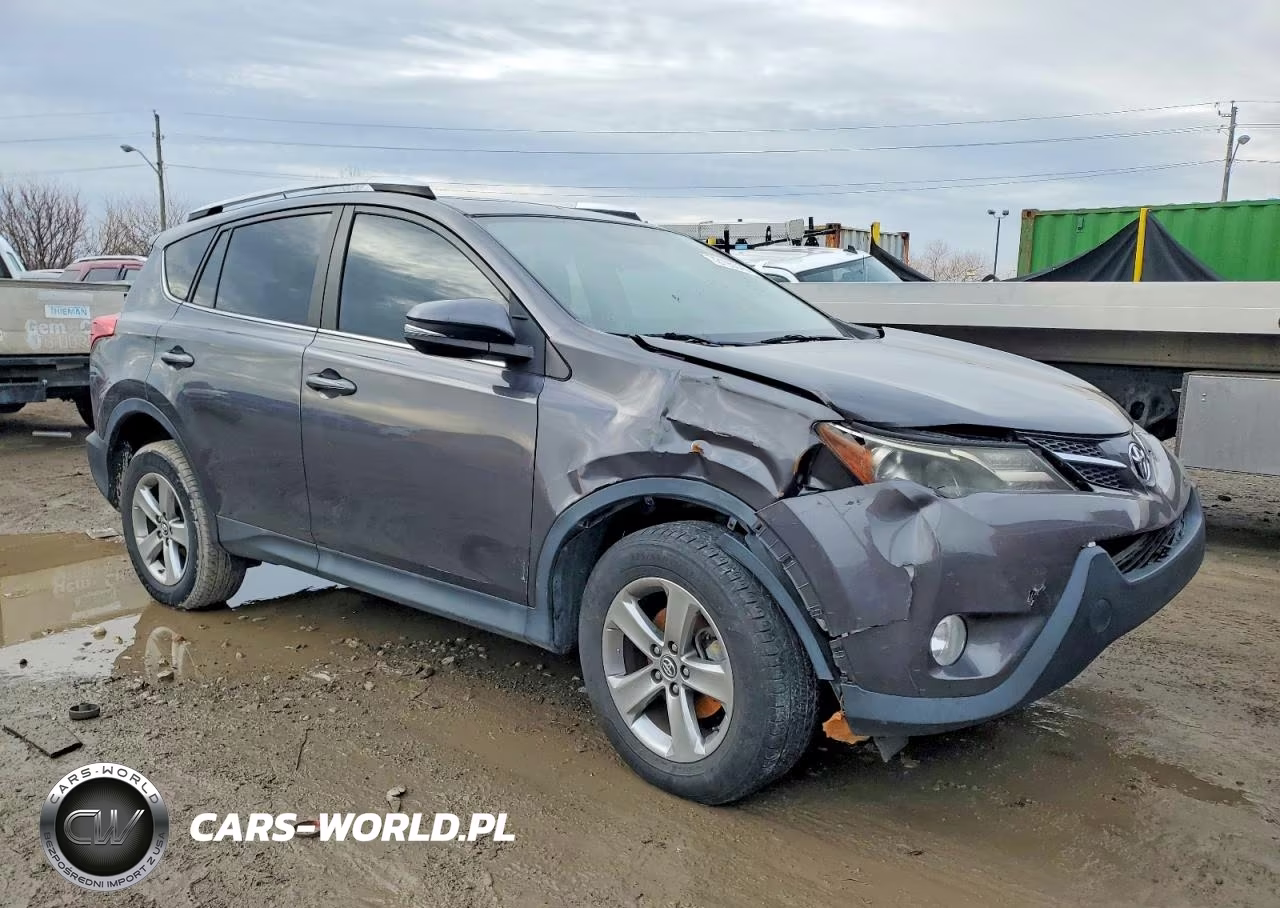 2015 Toyota Rav4 Xle VIN:2T3WFREVXFW151403 - 4