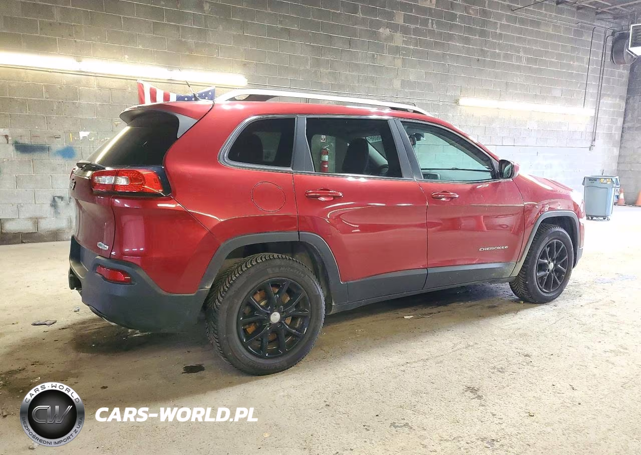 2014 Jeep Cherokee Latitude VIN:1C4PJMCSXEW124734 - 3