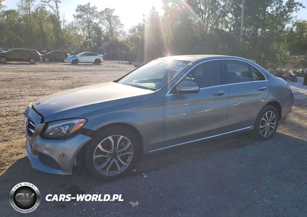 2015 Mercedes-Benz C 300 4Matic VIN:55SWF4KB8FU028846 - 1