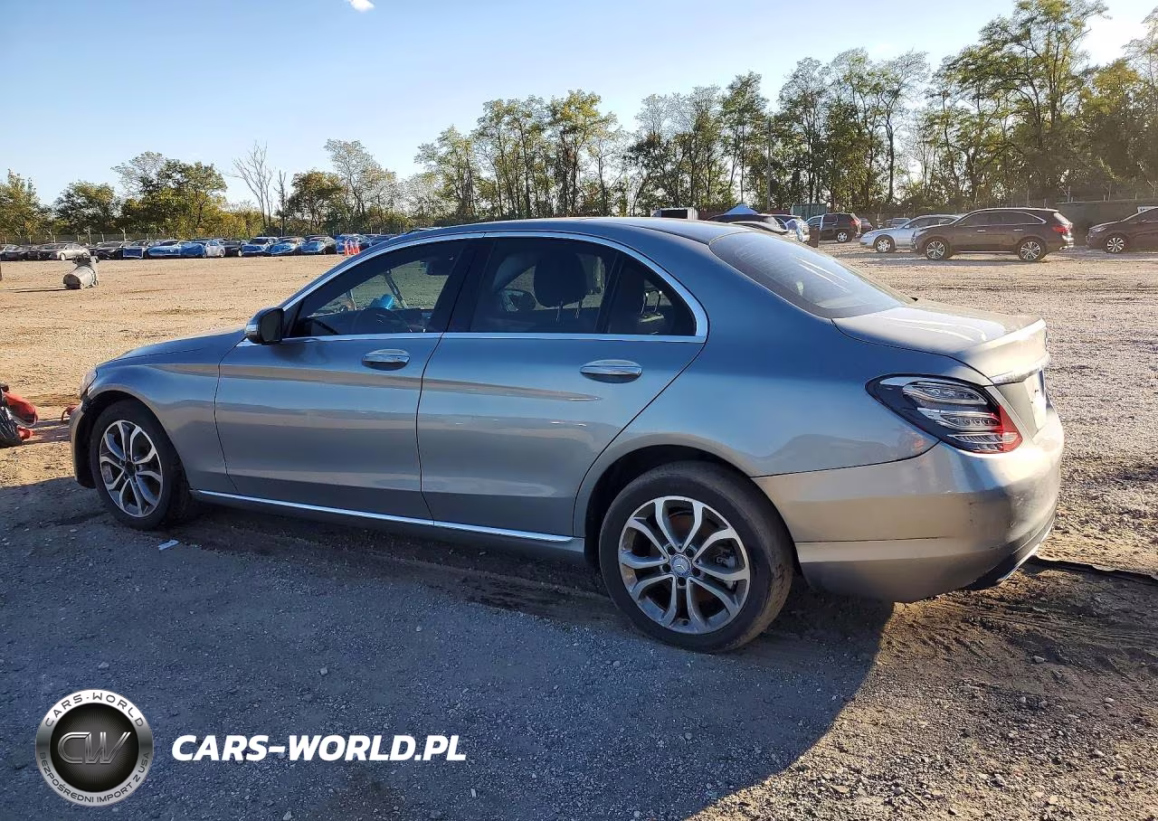 2015 Mercedes-Benz C 300 4Matic VIN:55SWF4KB8FU028846 - 2