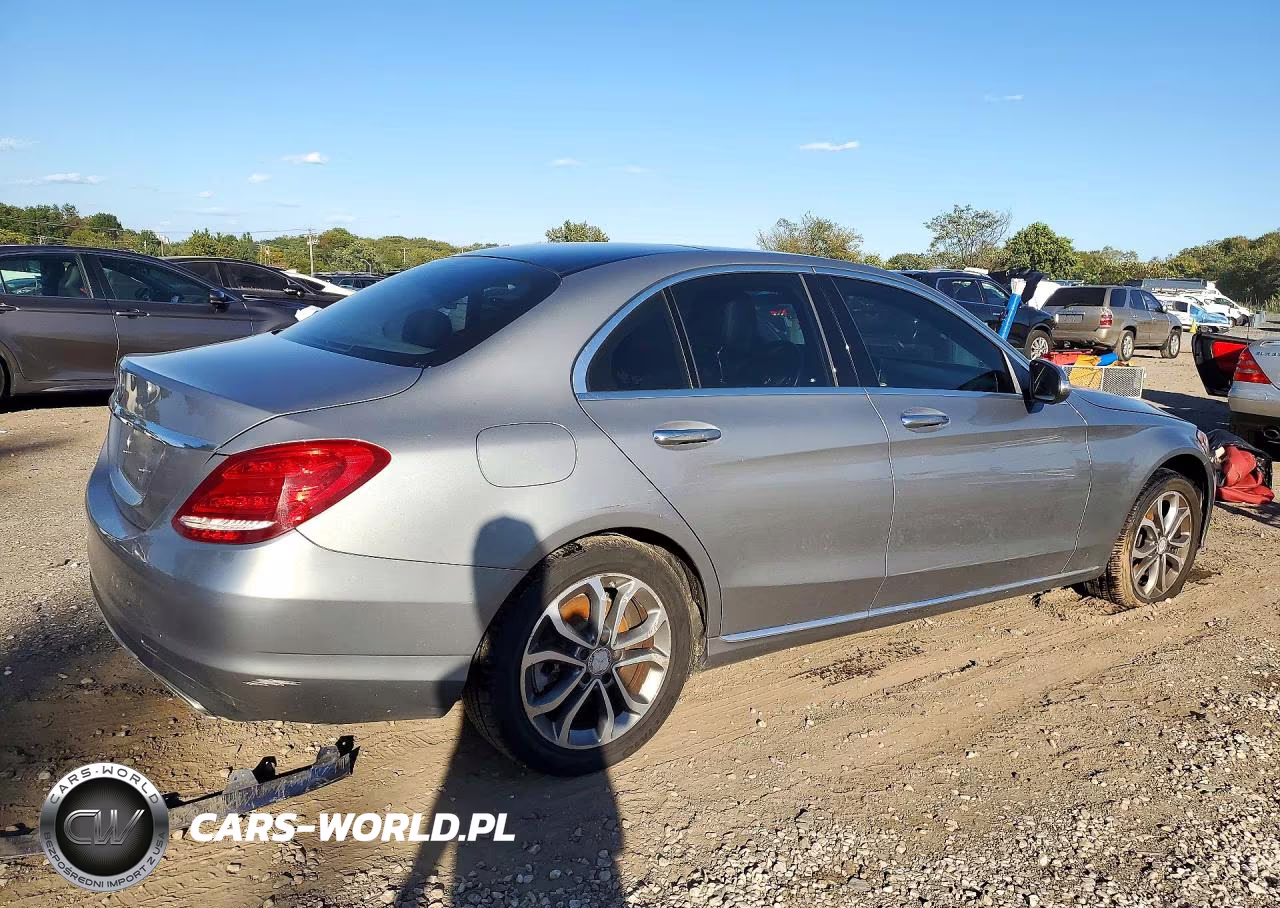 2015 Mercedes-Benz C 300 4Matic VIN:55SWF4KB8FU028846 - 3