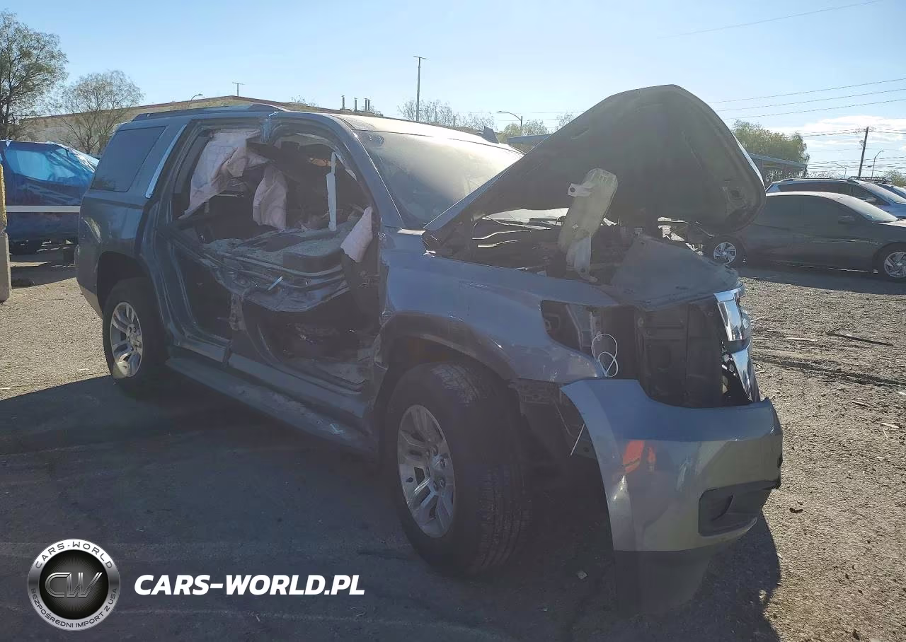 2018 Chevrolet Tahoe C1500 Ls VIN:1GNSCAKC1JR200869 - 4