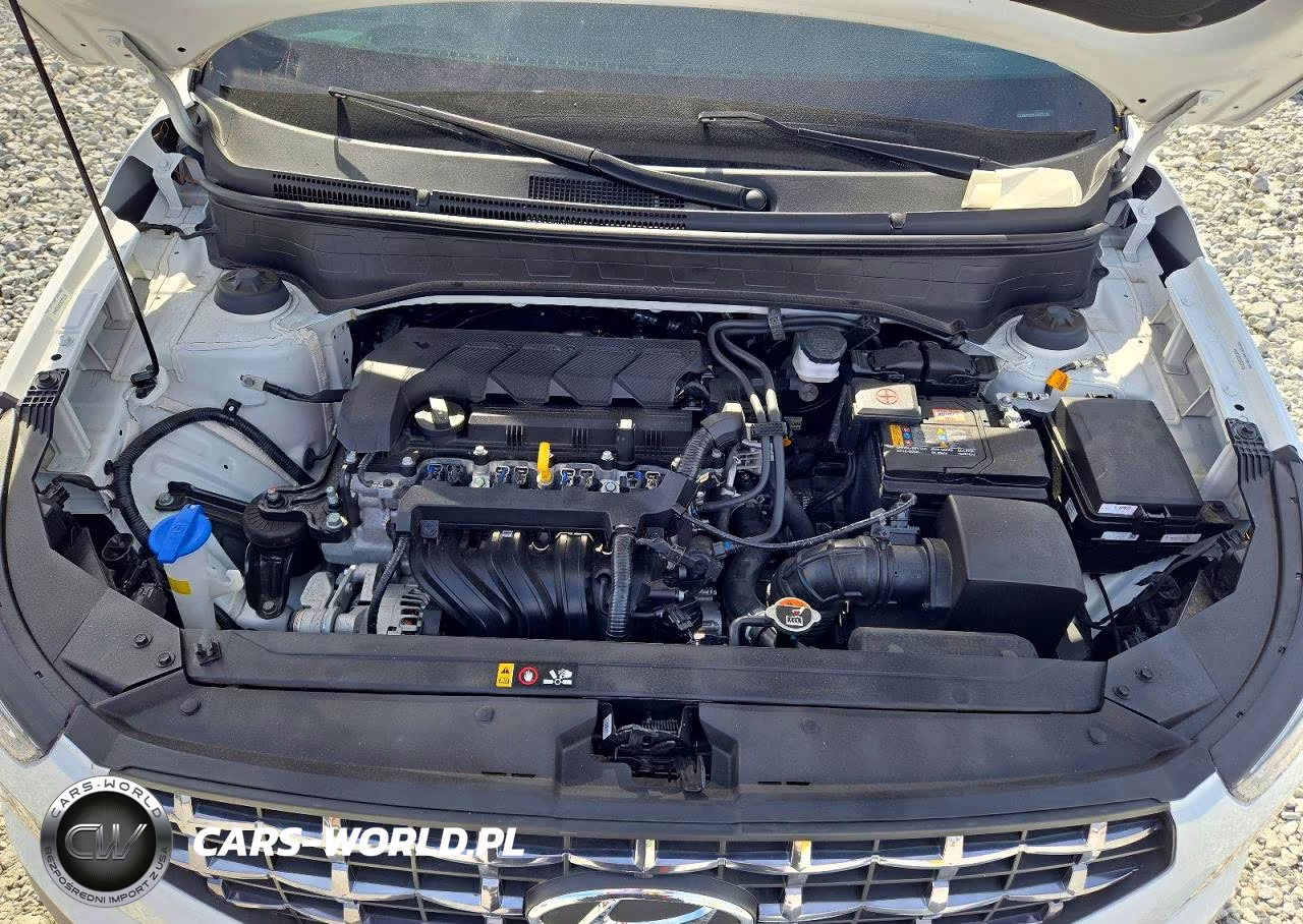 2025 Hyundai Venue Sel VIN:KMHRC8A31SU377319 - 11